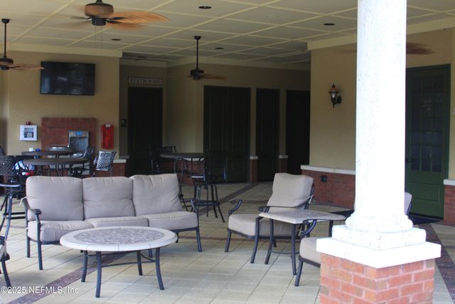 47 FOREST EDGE Drive, St. Johns, FL 32259