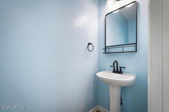 47 FOREST EDGE Drive, St. Johns, FL 32259