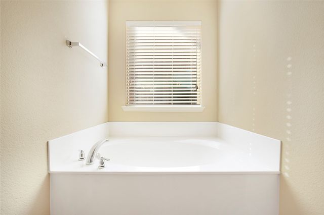 9886 Bell Rock Road, Frisco, TX 75035