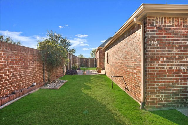 9886 Bell Rock Road, Frisco, TX 75035