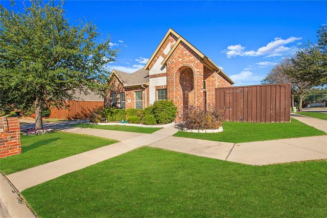 9886 Bell Rock Road, Frisco, TX 75035