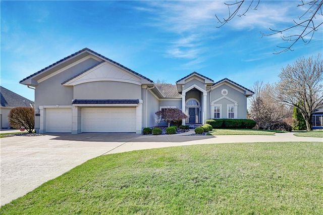 4989 W 150th Place, Leawood, KS 66224