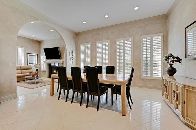 4989 W 150th Place, Leawood, KS 66224