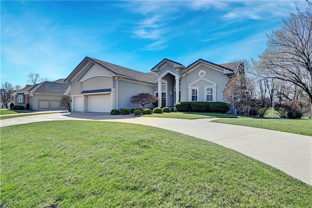 4989 W 150th Place, Leawood, KS 66224