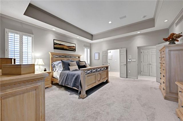 4989 W 150th Place, Leawood, KS 66224