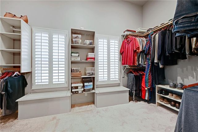 4989 W 150th Place, Leawood, KS 66224