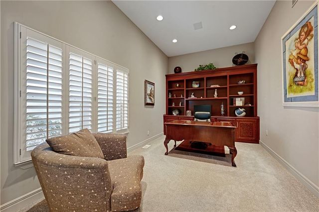 4989 W 150th Place, Leawood, KS 66224