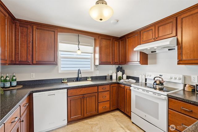 1931 Hoyt Avenue, Everett, WA 98201