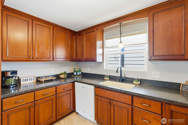 1931 Hoyt Avenue, Everett, WA 98201