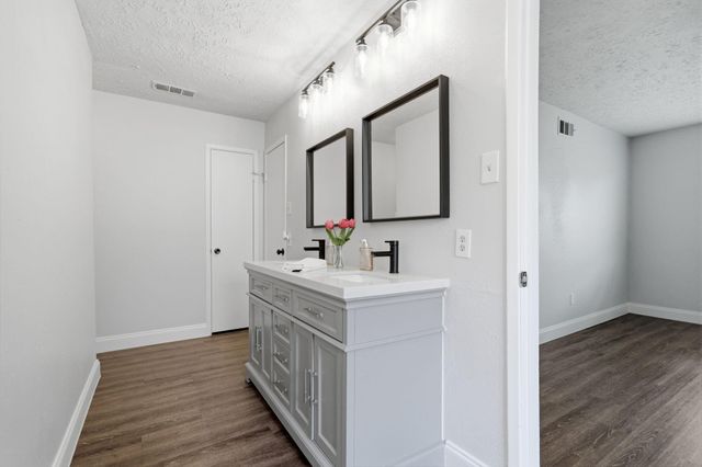 13307 Cape Province Drive, Houston, TX 77083