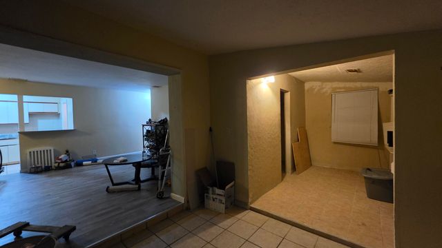 2305 E River Drive, Margate, FL 33063