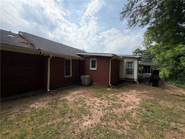 401 Latimore Avenue, Buford, GA 30518