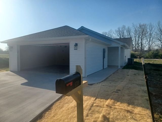1719 Veterans Avenue, Frankfort, KY 40601