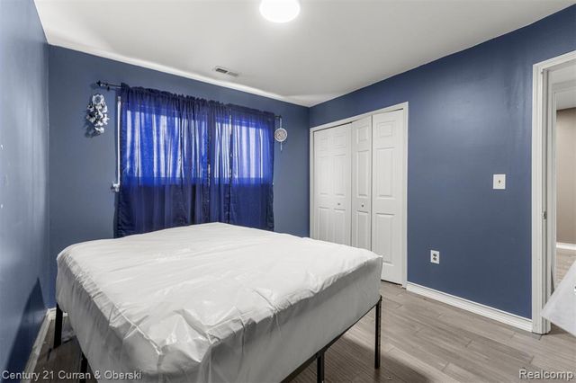 20023 Syracuse Avenue, Romulus, MI 48174