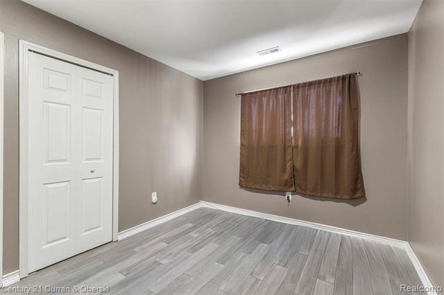 20023 Syracuse Avenue, Romulus, MI 48174