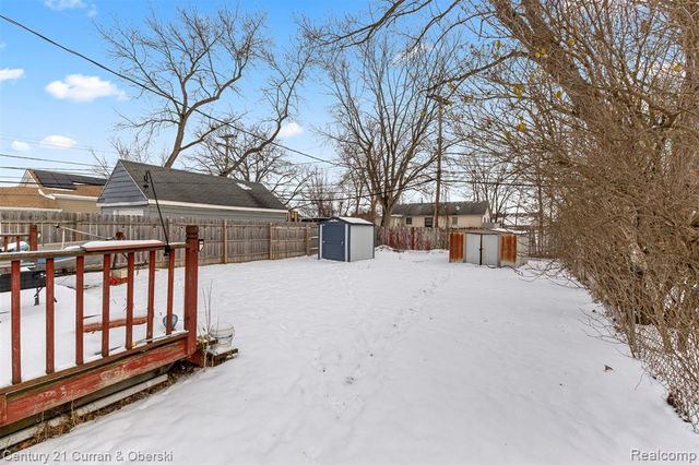 20023 Syracuse Avenue, Romulus, MI 48174