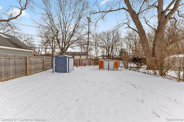 20023 Syracuse Avenue, Romulus, MI 48174