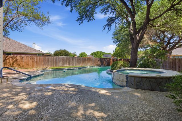 3216 Trailwood Lane, Flower Mound, TX 75028