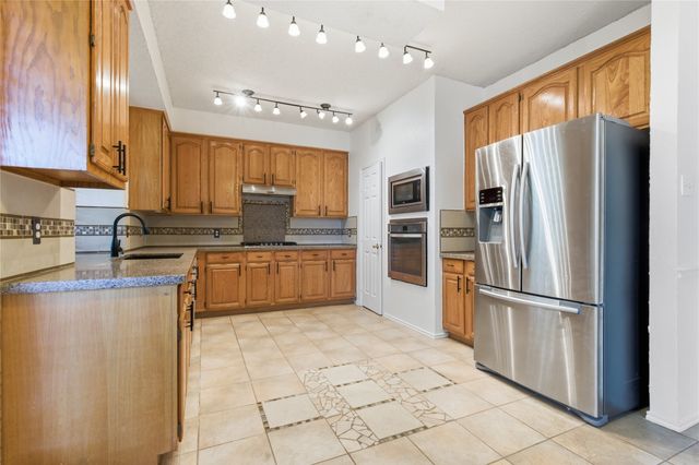 3216 Trailwood Lane, Flower Mound, TX 75028