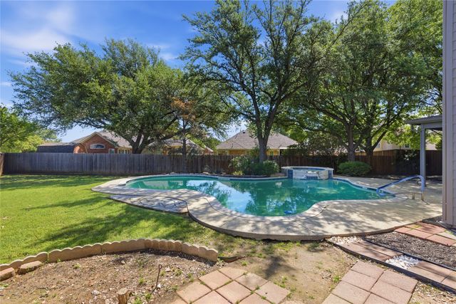 3216 Trailwood Lane, Flower Mound, TX 75028