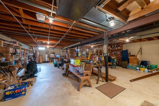 79363 Van Dyke Ave Road W, Bruce, MI 48065