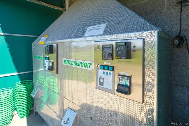 79363 Van Dyke Ave Road W, Bruce, MI 48065