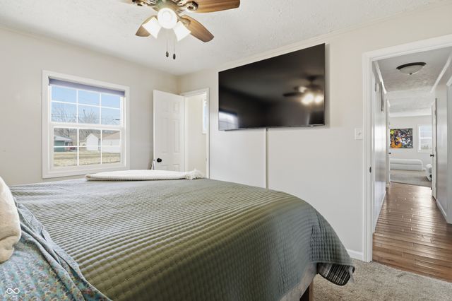 324 Holiday Drive, Plainfield, IN 46168