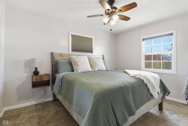 324 Holiday Drive, Plainfield, IN 46168