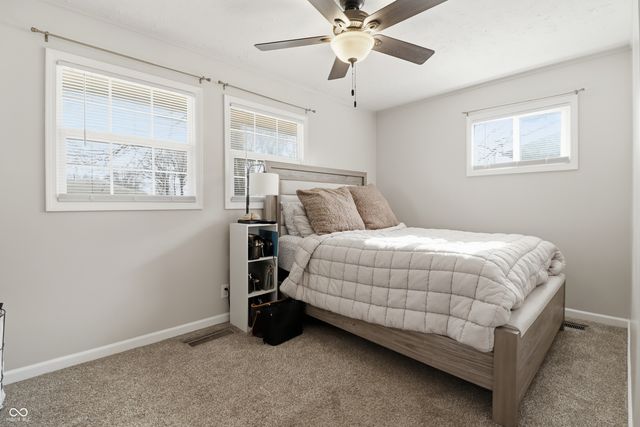 324 Holiday Drive, Plainfield, IN 46168