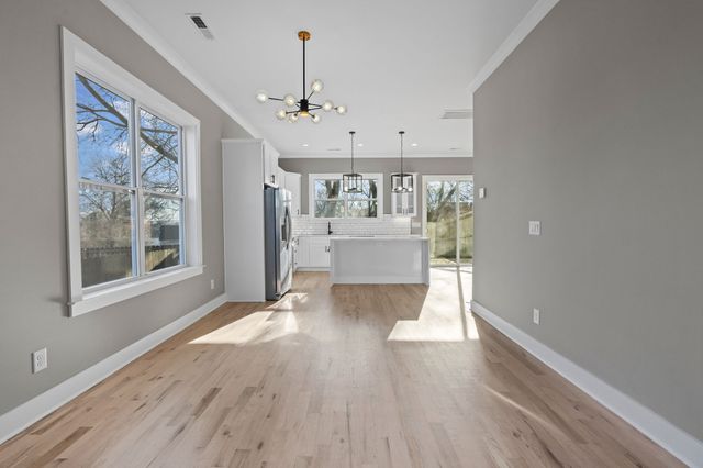 752A Croley Dr, Nashville, TN 37209