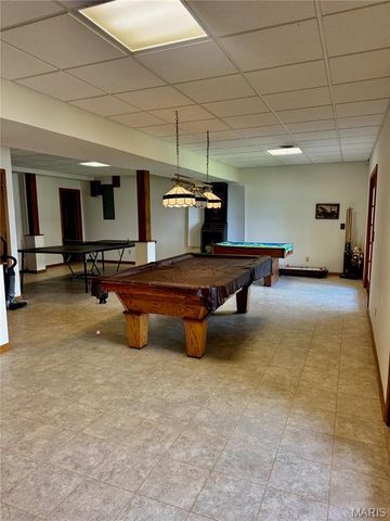 6 Willow Circle Drive, Greenville, IL 62246