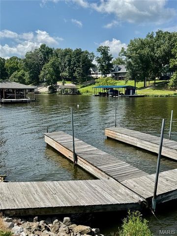 6 Willow Circle Drive, Greenville, IL 62246