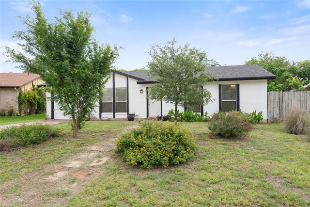 1904 Heathwood CIR, Round Rock, TX 78664
