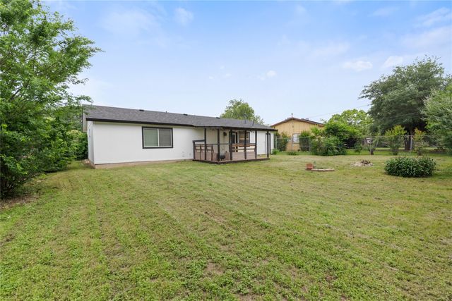1904 Heathwood CIR, Round Rock, TX 78664