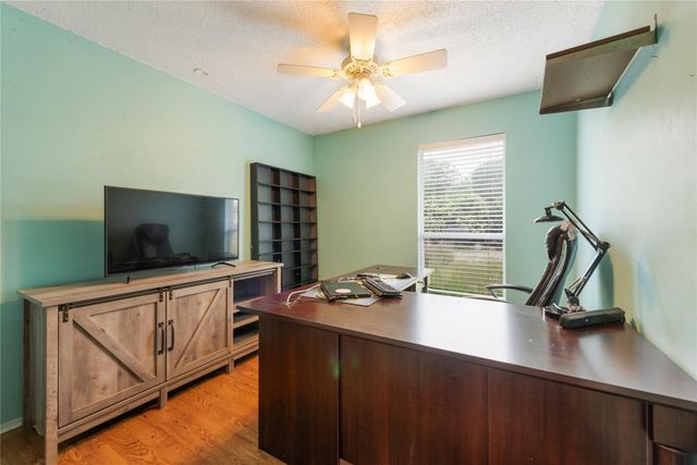 1904 Heathwood CIR, Round Rock, TX 78664