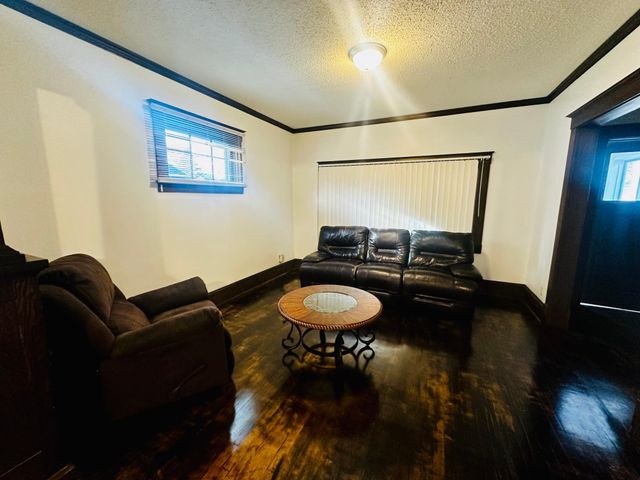 246 Sidney Street E, Saint Paul, MN 55107