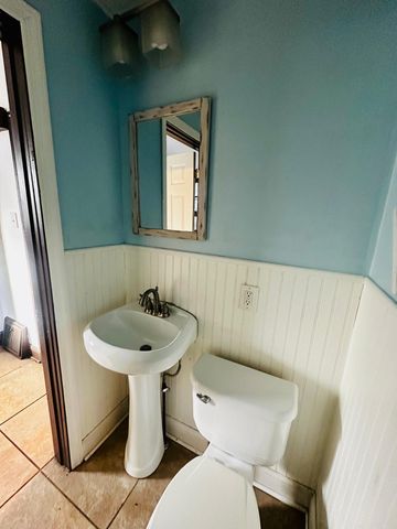 246 Sidney Street E, Saint Paul, MN 55107