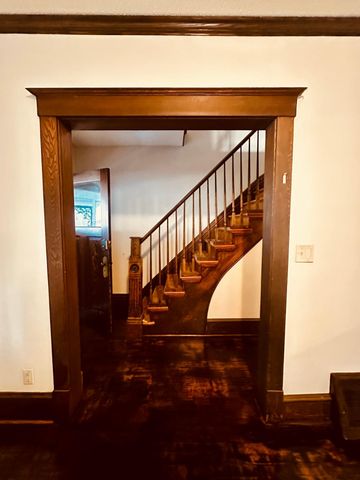 246 Sidney Street E, Saint Paul, MN 55107