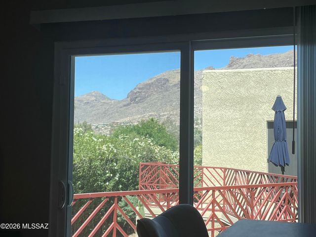 6255 N Camino Pimeria Alta Apt 36, Tucson, AZ 85718
