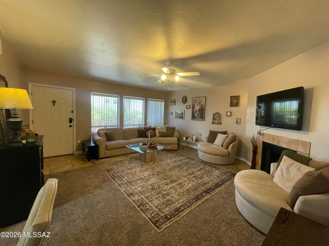 6255 N Camino Pimeria Alta Apt 36, Tucson, AZ 85718