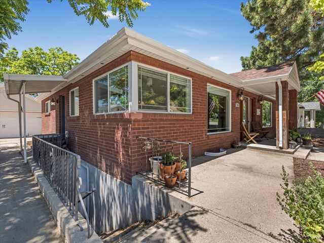 935 N 400 E, Bountiful, UT 84010