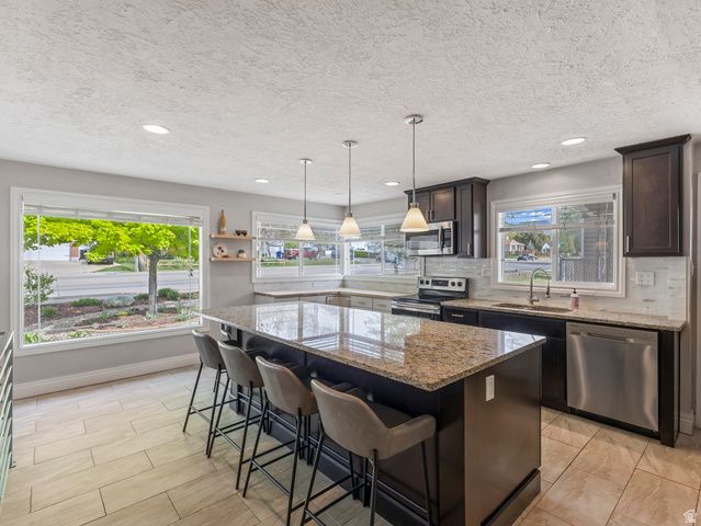 935 N 400 E, Bountiful, UT 84010