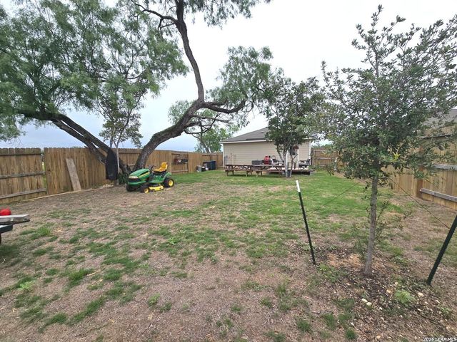 11439 Blue Heron, San Antonio, TX 78223