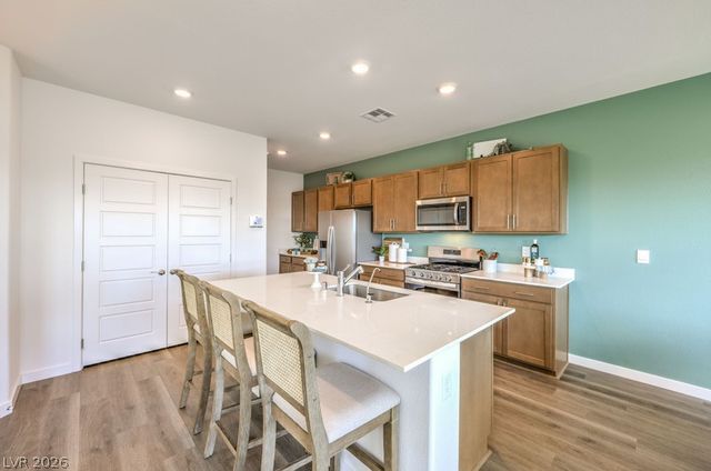 912 Alethea River Avenue, North Las Vegas, NV 89084