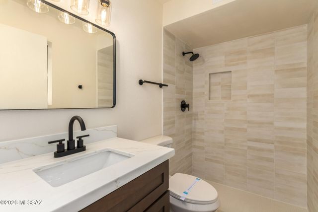 5174 Mountain Avenue, Tucson, AZ 85706