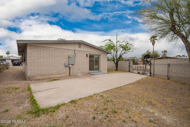 5174 Mountain Avenue, Tucson, AZ 85706