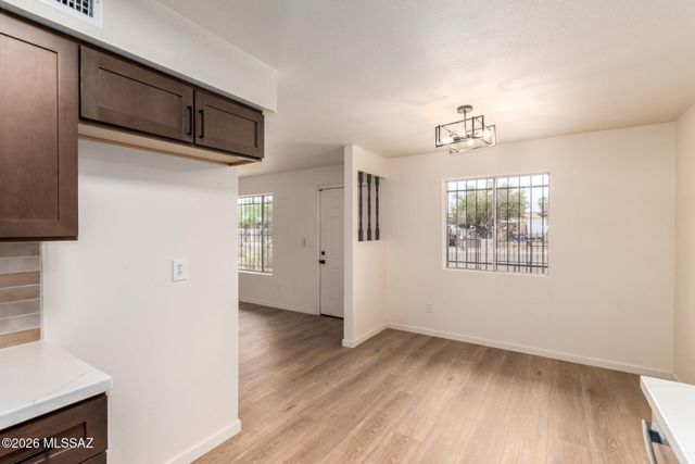 5174 Mountain Avenue, Tucson, AZ 85706