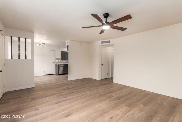 5174 Mountain Avenue, Tucson, AZ 85706