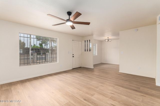 5174 Mountain Avenue, Tucson, AZ 85706