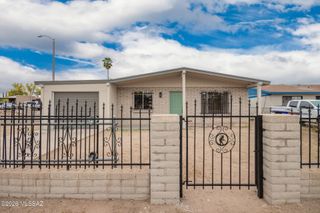 5174 Mountain Avenue, Tucson, AZ 85706
